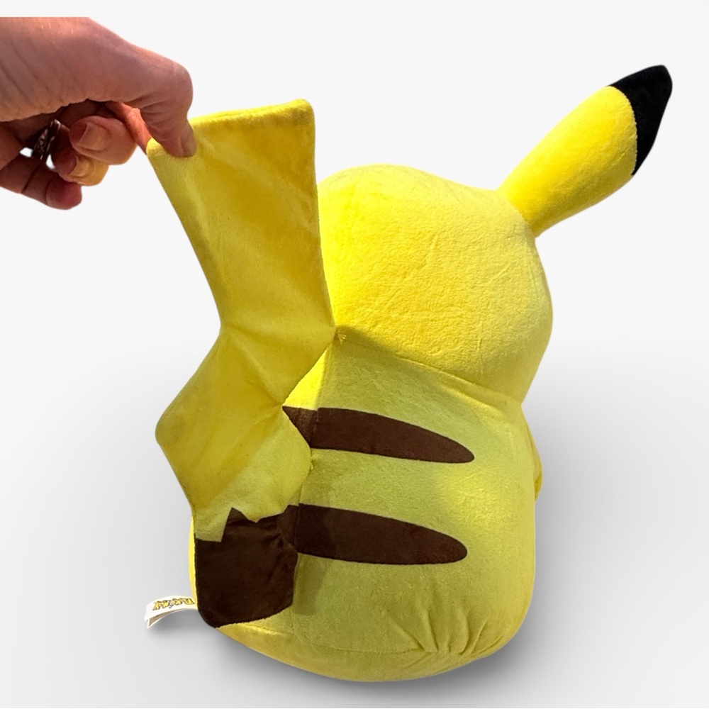 Pokemon Pikachu Jumbo 16" Plush Stuffed Animal Toy Officially Licensed NWOT - Picture 4 of 7